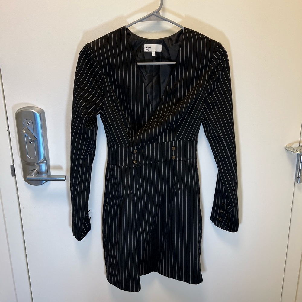 By the way blazer dress. XXS. Runs big. Perfect condition. Worn once.